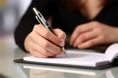 我国现行课程特点有什么